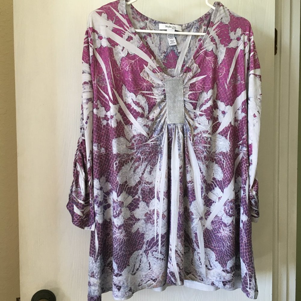 Style & Co women's blouse. Size 3X.